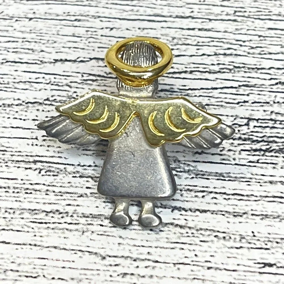 Vintage Guardian Angel Pin Pendant Gold Tone Winged Angel With Halo 1" Stamped - Picture 1 of 5